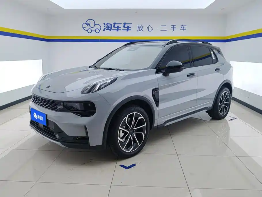 Photo 1 - Lynk & Co 01 EM-P