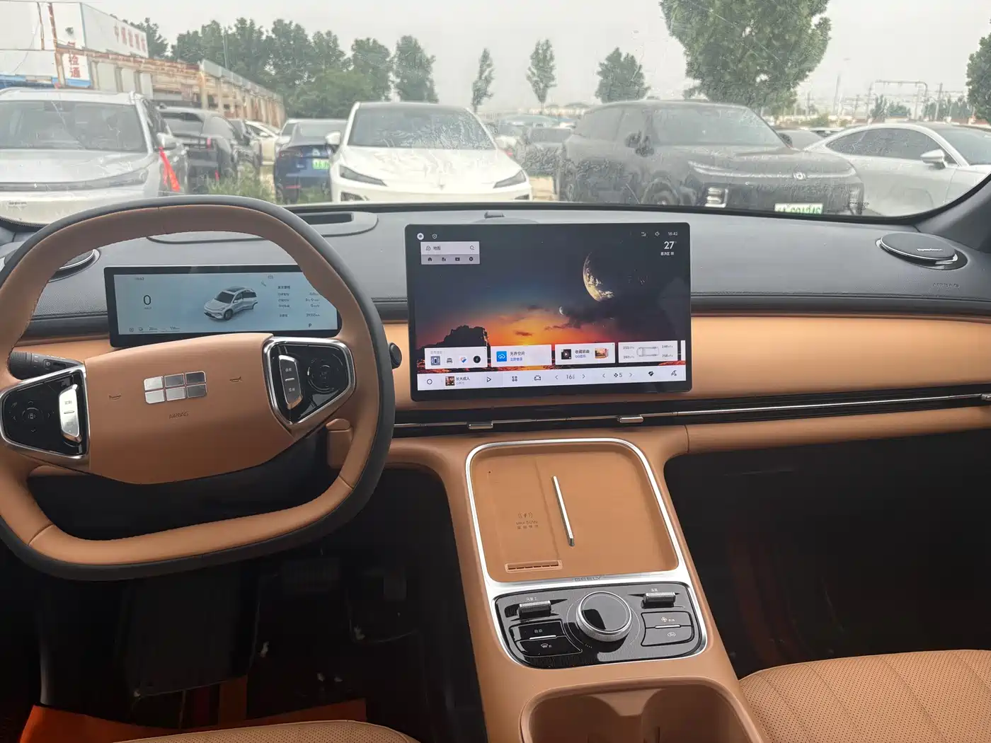 Geely Galaxy Galaxy Starship 7 EM-i 2025 120km Navigation Edition фото 6