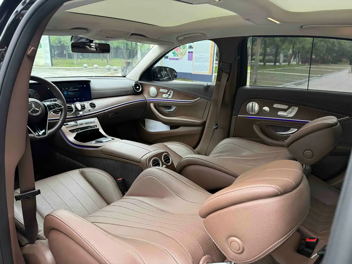 Mercedes-Benz E-Class 2023 Facelift E 300 L Luxury фото 17