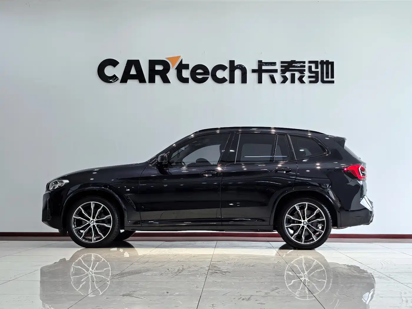 BMW X3 2023 xDrive30i Leading M Night Package фото 5