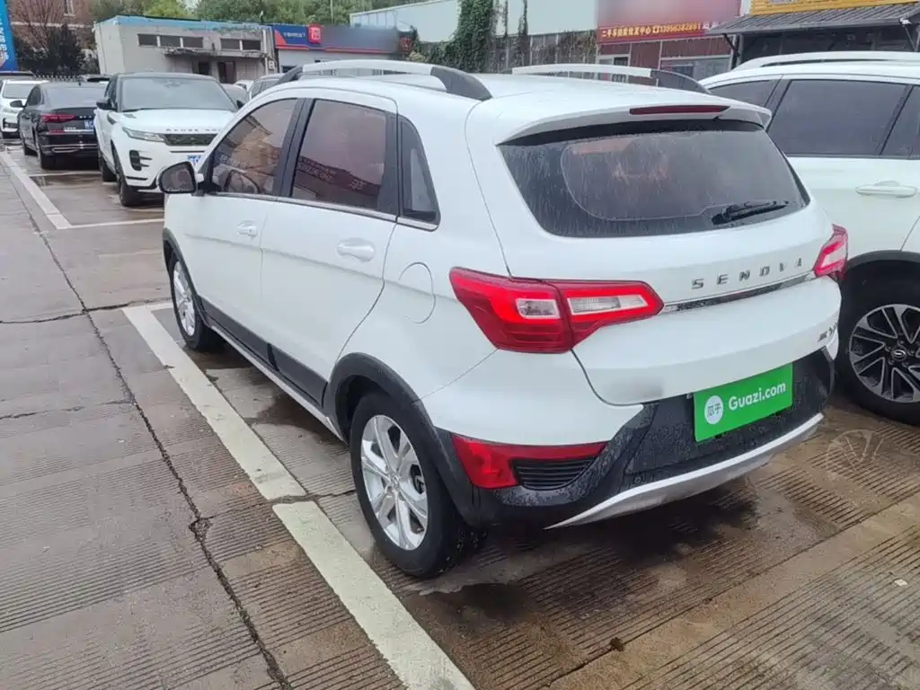 2017 BAIC Senova X25