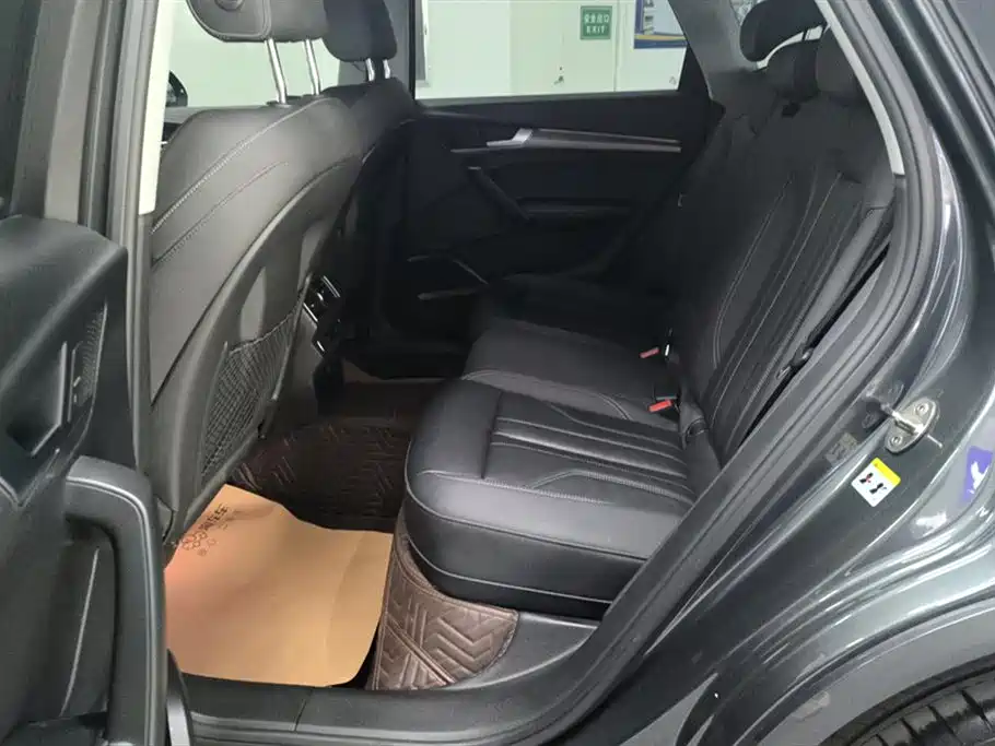 Audi Q5L 2022 45T Luxury Dynamic фото 11