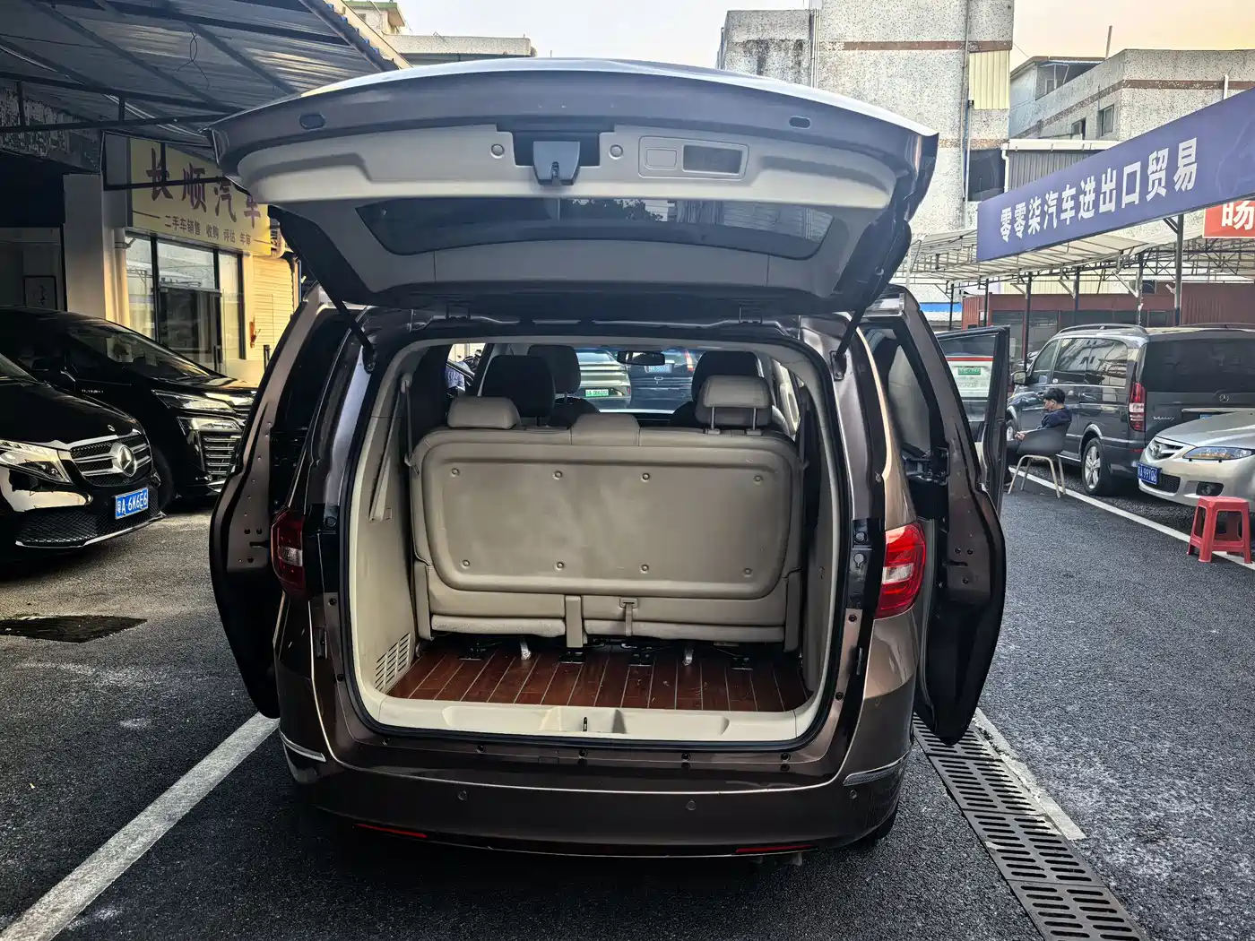 Buick GL8 2018 28T Luxury Model China VI фото 7