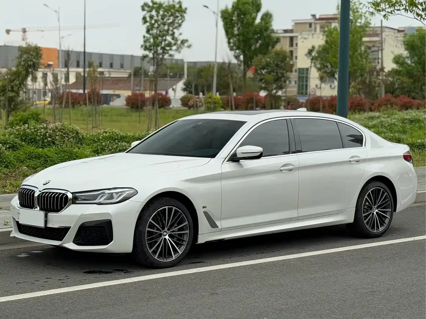 BMW 5 Series 2023 530Li Leading M Sport Package