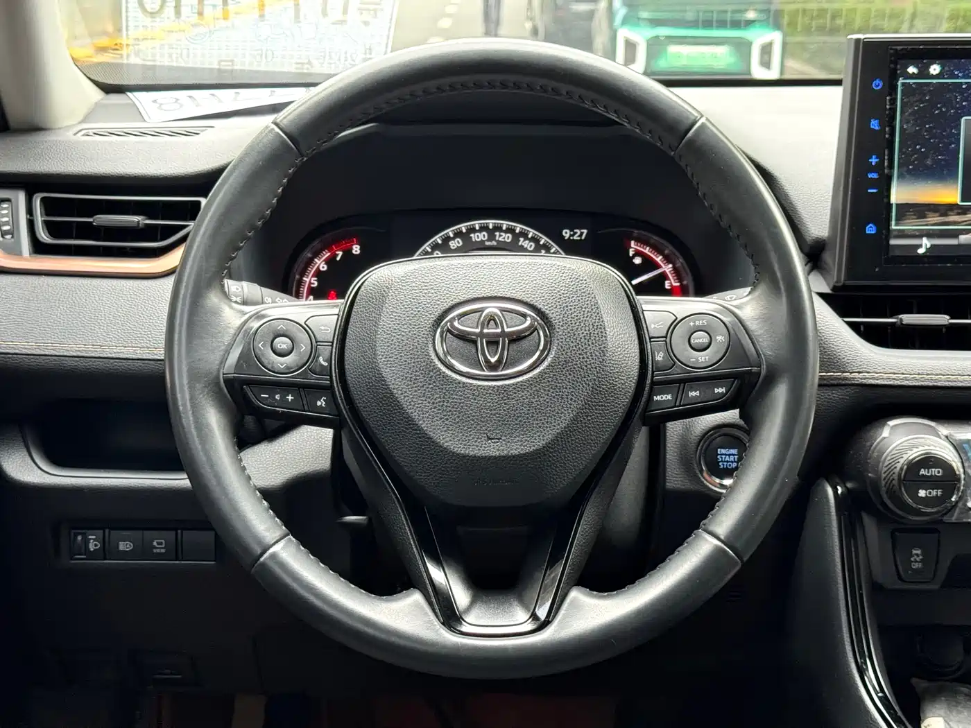 Toyota Wildlander 2022 2.0L CVT 2WD Knight Edition фото 6