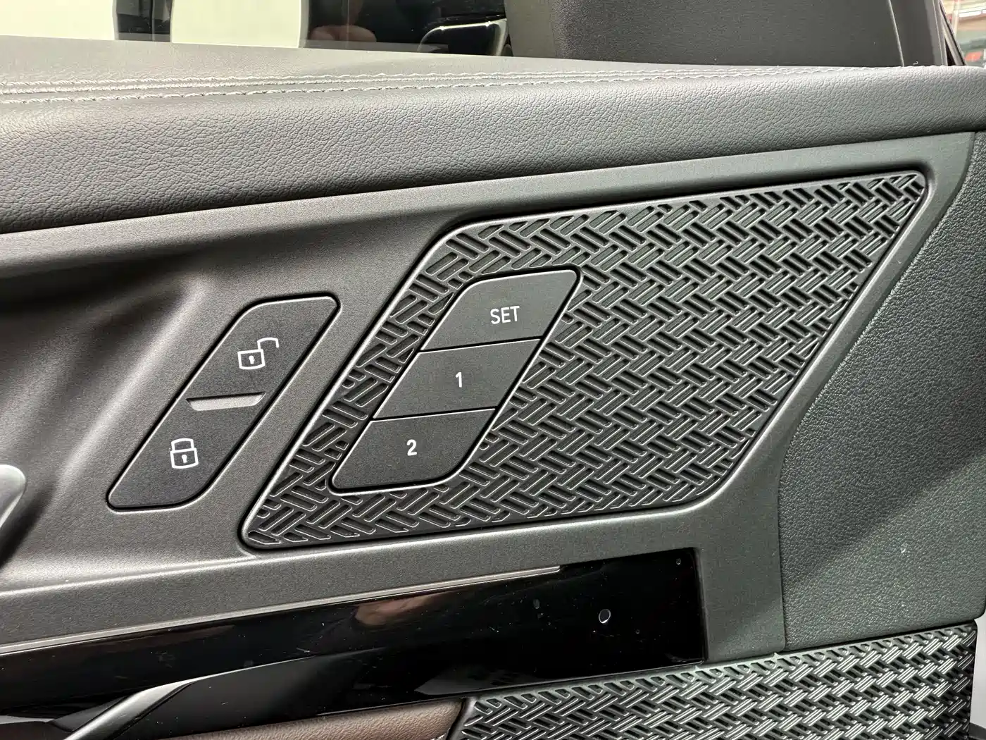 BMW X1 2023 sDrive20Li X Design Package фото 18