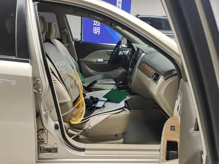 Фото 8 - Buick Excelle
