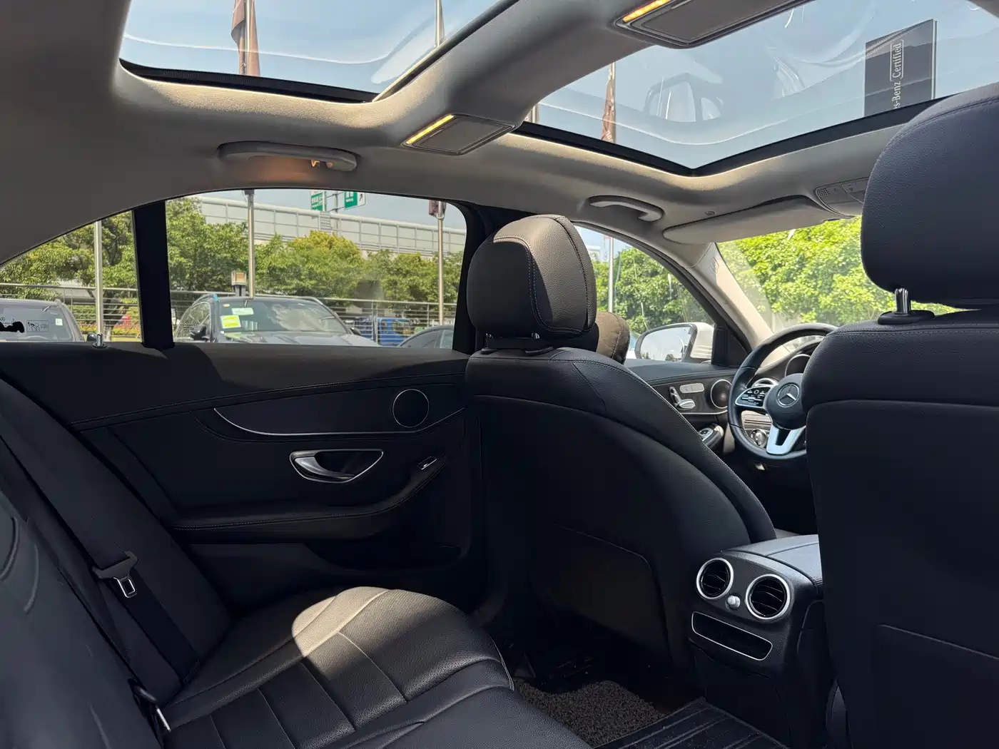 Mercedes-Benz C-Class 2019 Facelift C 260 L Sport фото 13