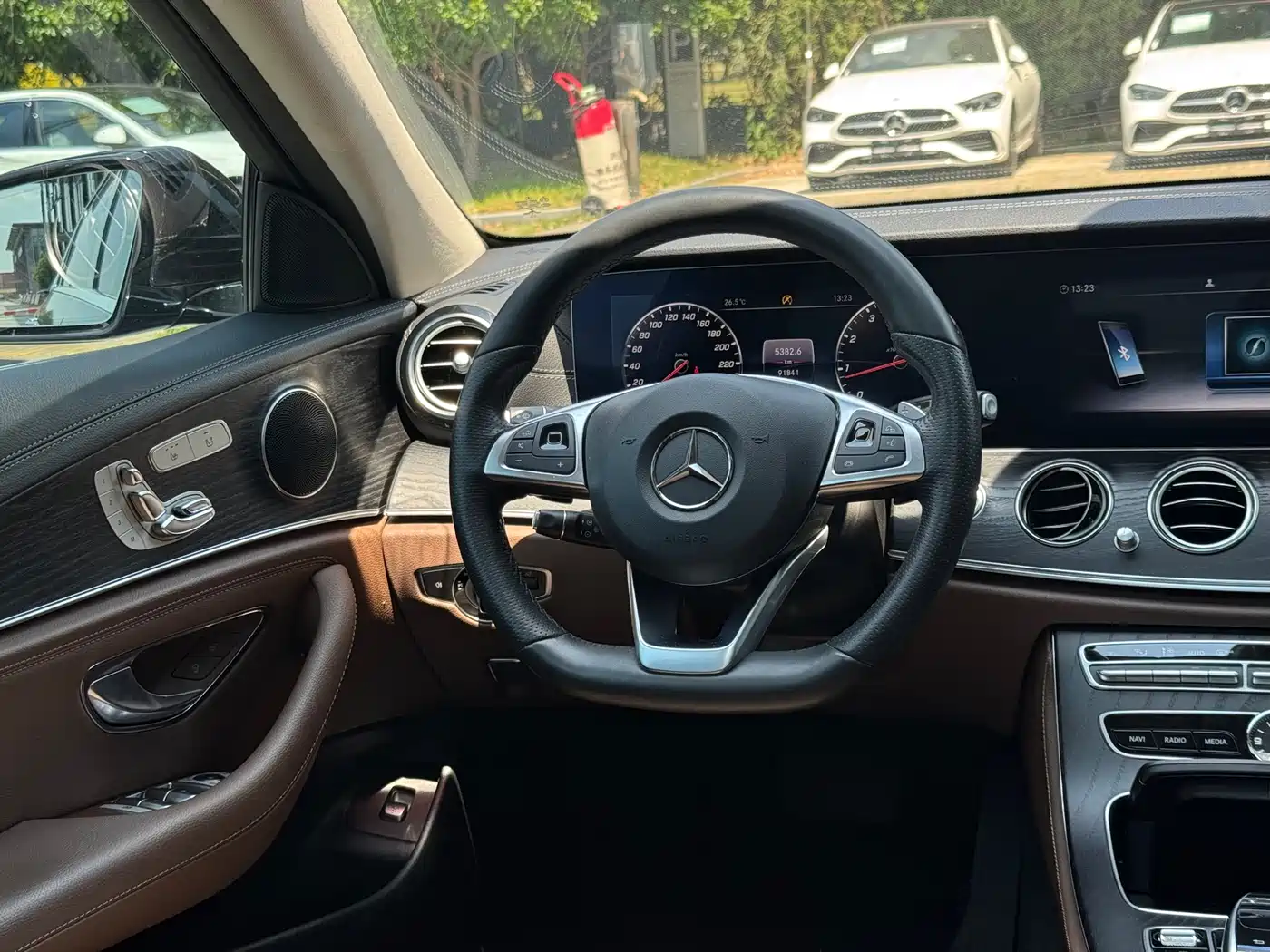 Mercedes-Benz E-Class 2018 Facelift E 300 L Sport Fashion фото 11