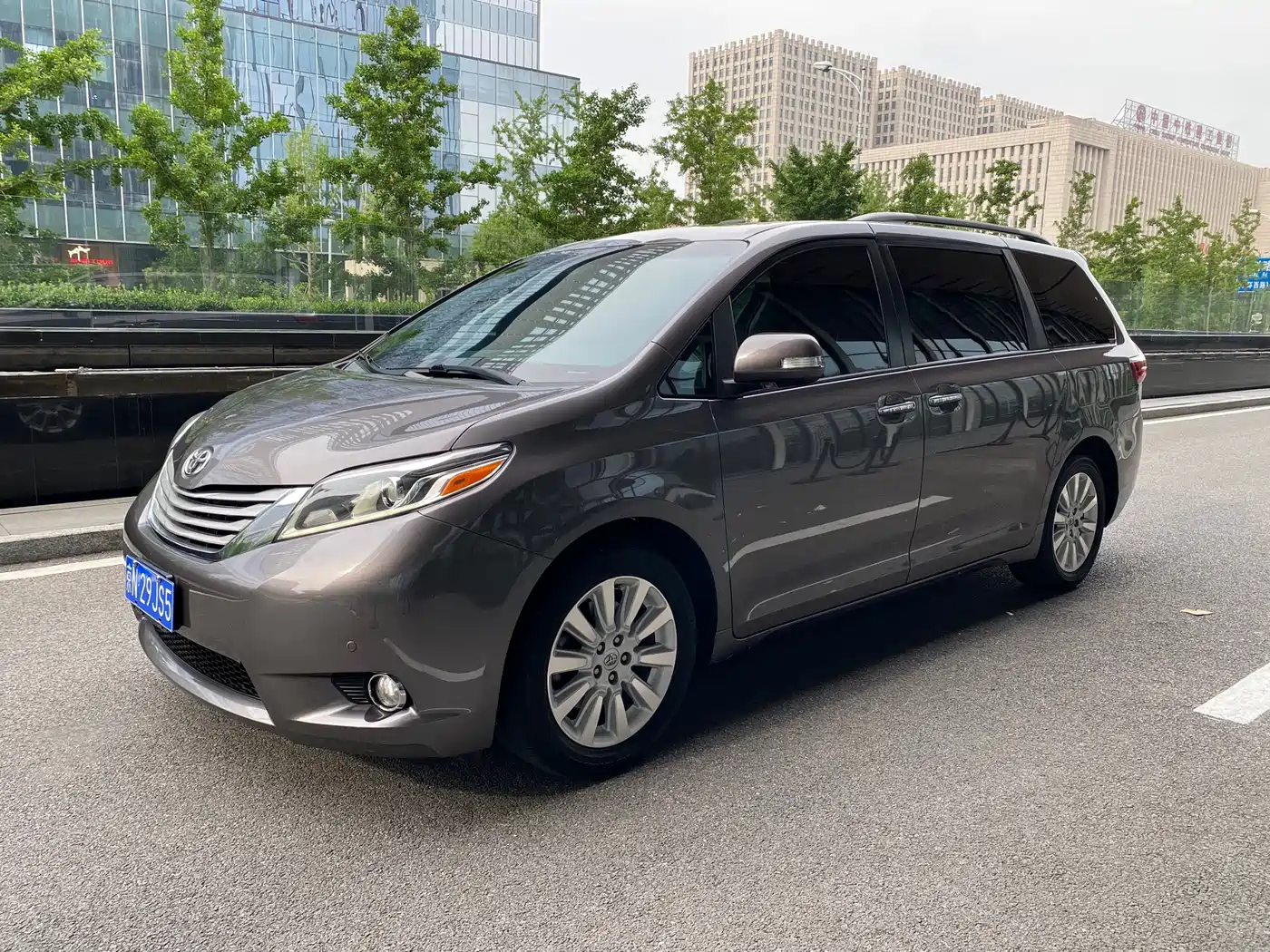 Toyota Sienna 2015 3.5L 4WD L