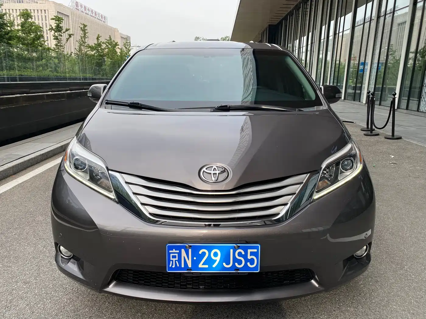 Toyota Sienna 2015 3.5L 4WD L фото 6