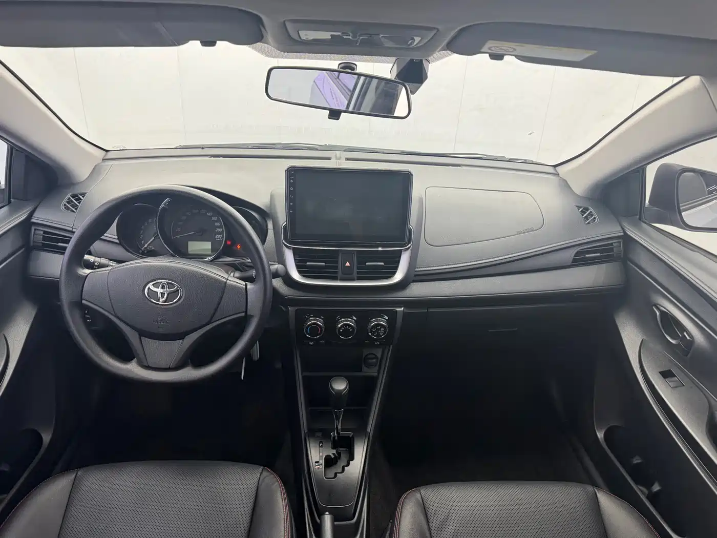 Toyota YARiS L Zhi Xuan 2021 Zhi Xuan X 1.5L CVT Luxury Edition фото 6