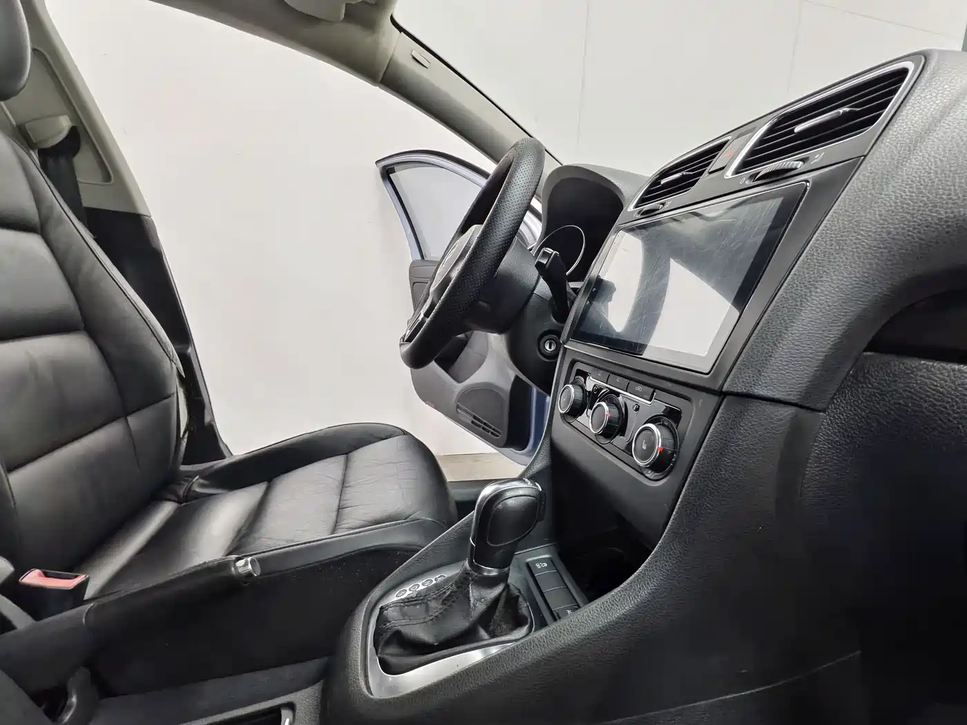Volkswagen Golf 2011 1.4TSI Auto Comfort фото 15