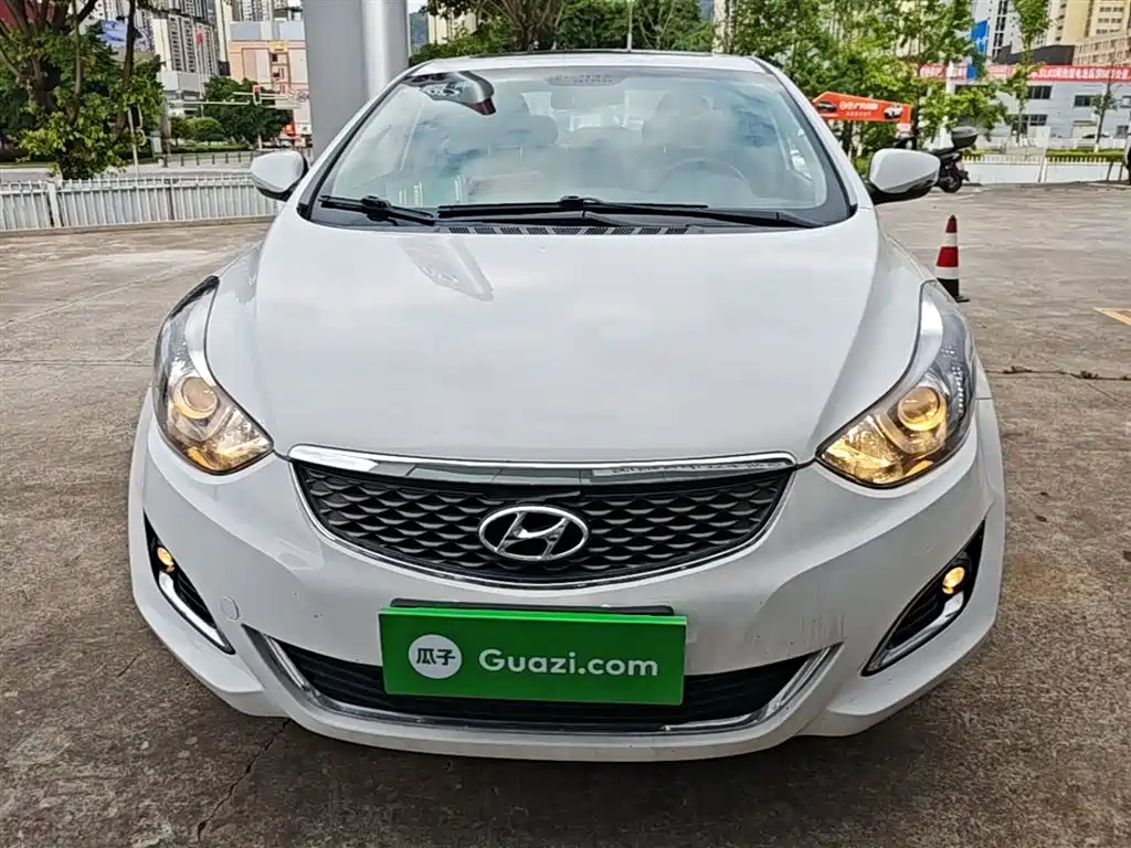 Hyundai Langdong 2016 1.6L Automatic Premium Edition фото 3