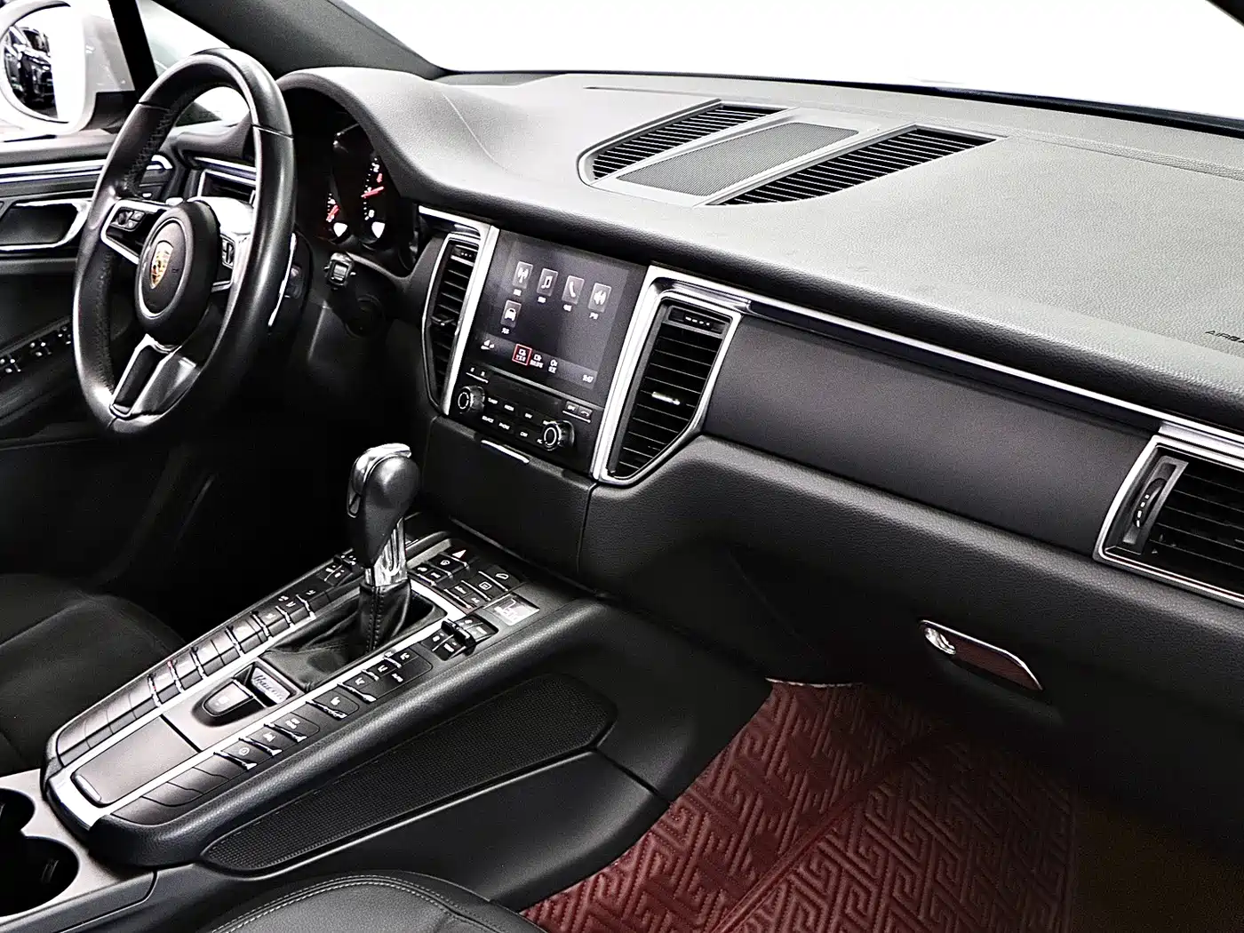 Porsche Macan 2017 Macan 2.0T фото 15