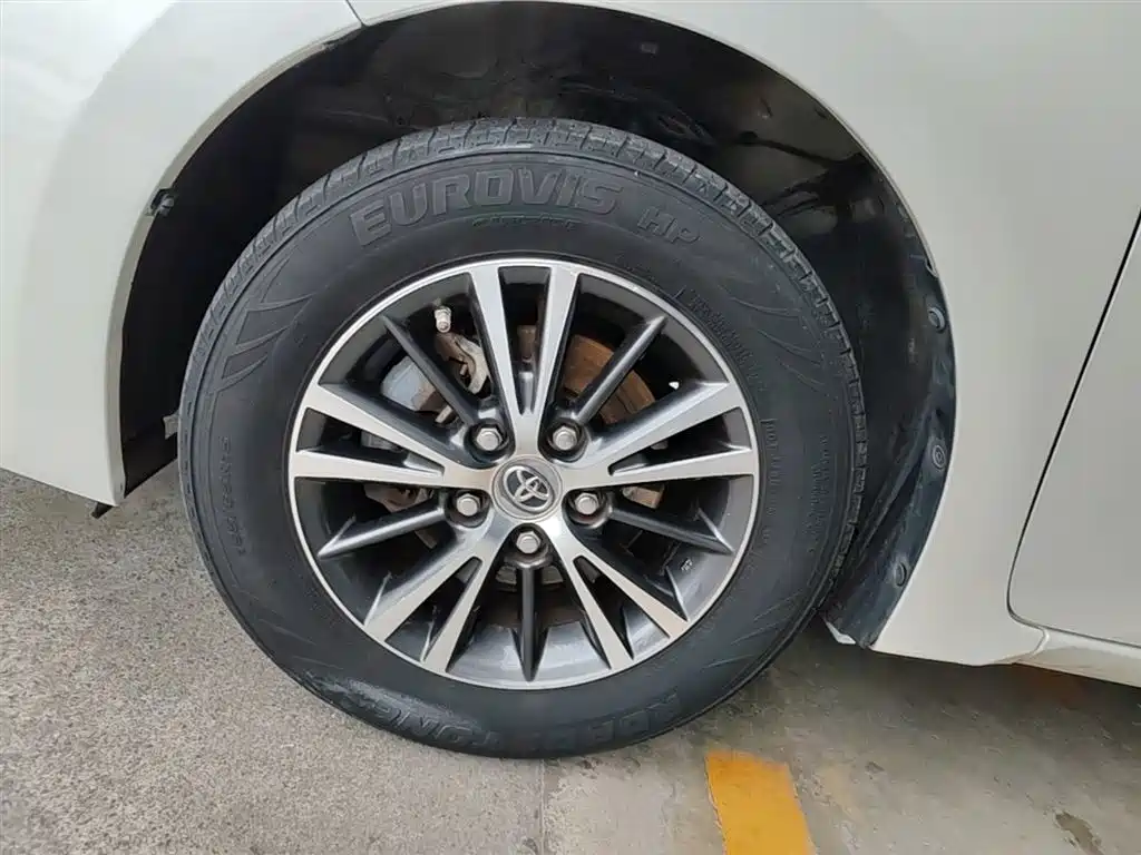 Toyota Levin 2016 1.6G CVT Elite Edition фото 23