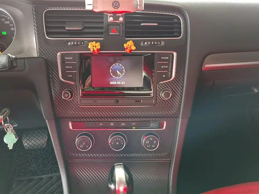 Volkswagen Golf 2016 230TSI Automatic Comfort фото 13