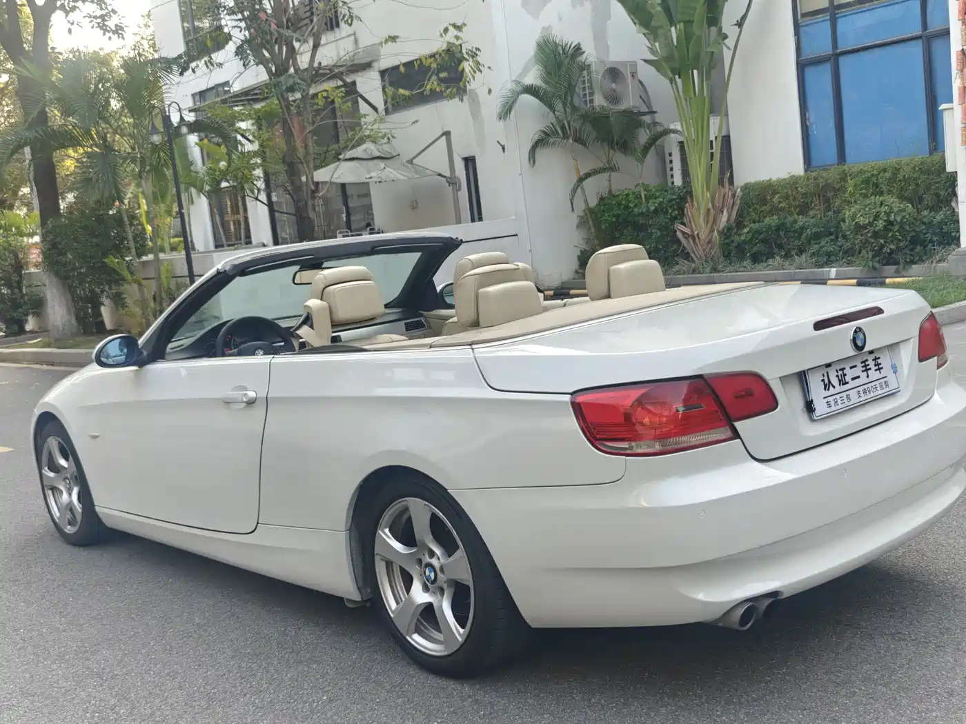 BMW 3 Series (Import) 2009 Model 325i Convertible фото 27