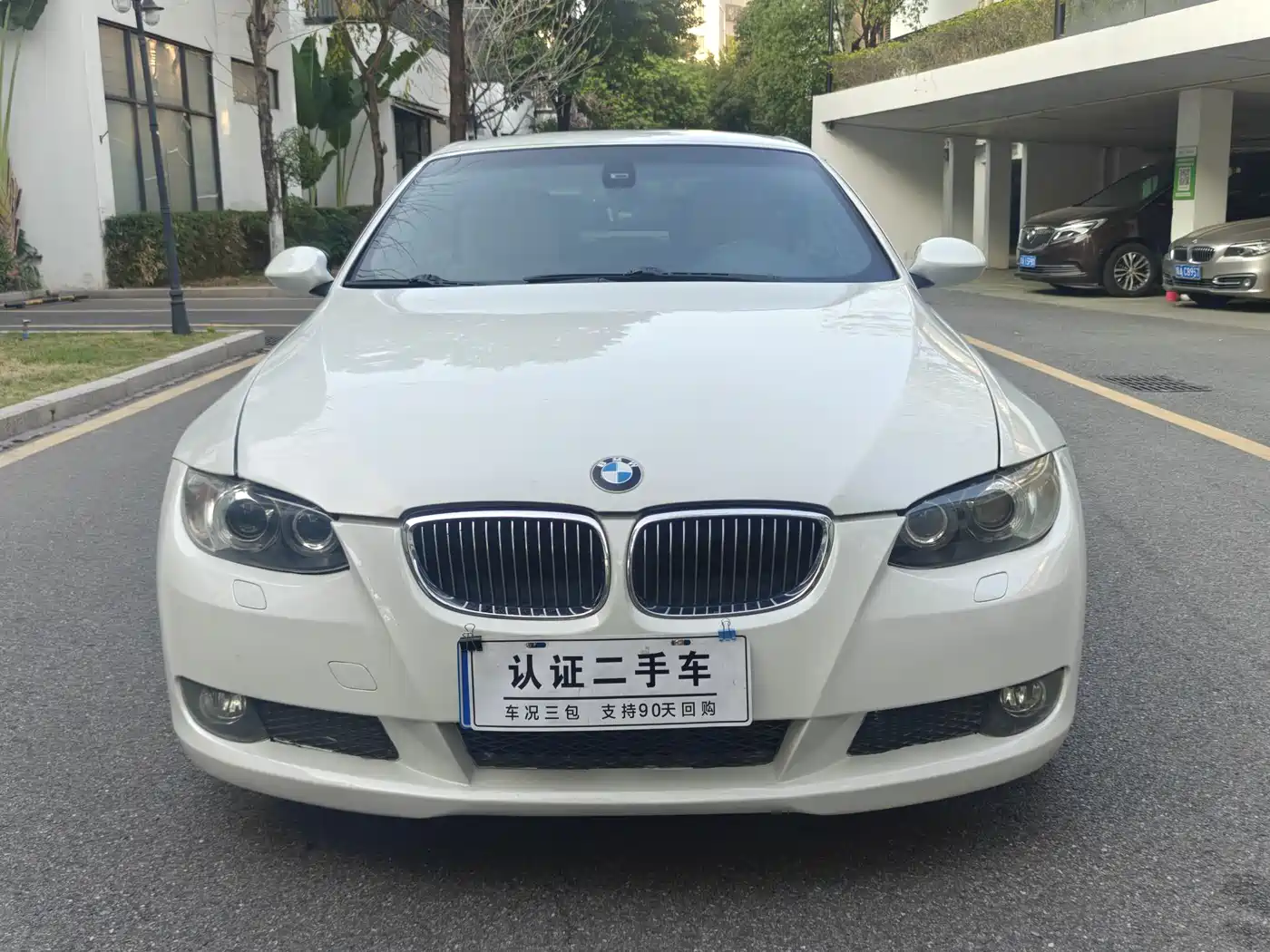BMW 3 Series (Import) 2009 Model 325i Convertible фото 5
