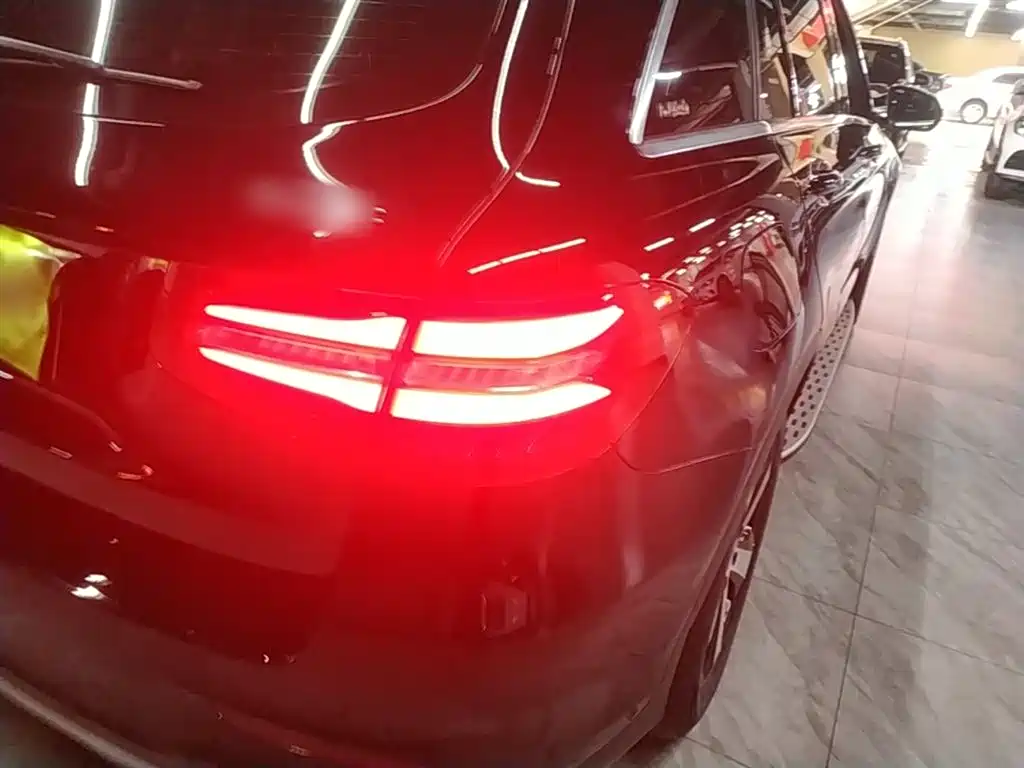Mercedes-Benz GLC 2018 GLC 260 4MATIC Luxury фото 8