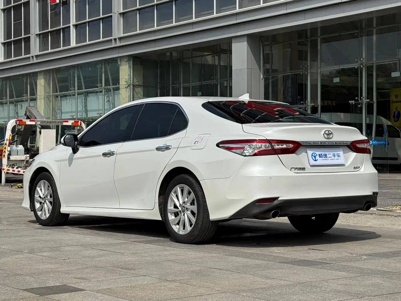 Toyota Camry 2021 2.0G Luxury Edition фото 6