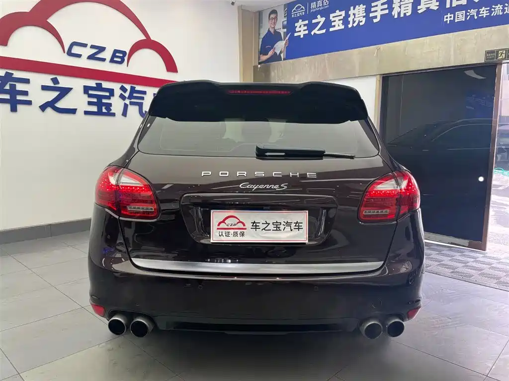 Porsche Cayenne 2011 Cayenne 3.0T фото 6