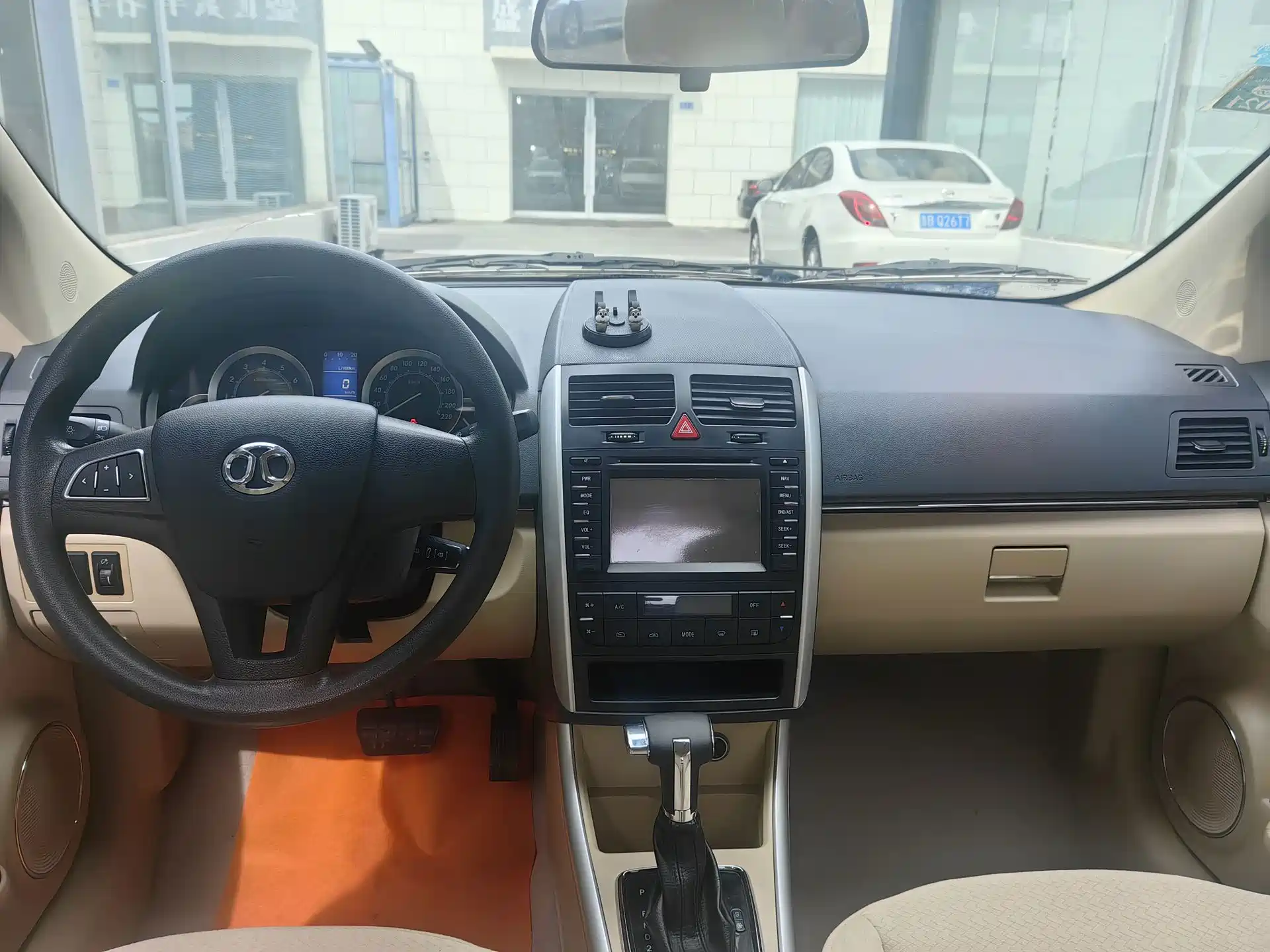 Фото 8 - BAIC E-Series