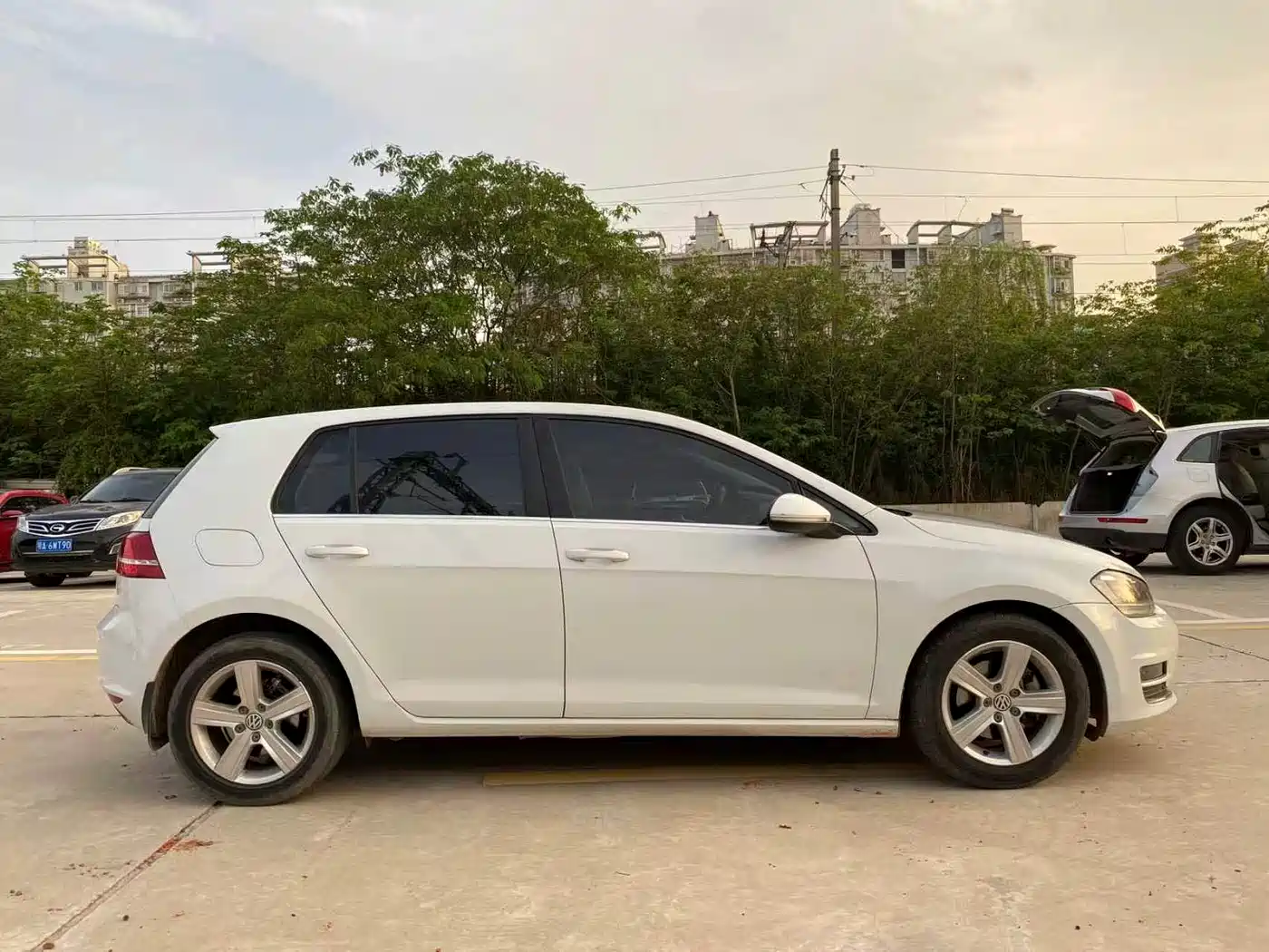 Volkswagen Golf 2016 230TSI Automatic Luxury фото 9