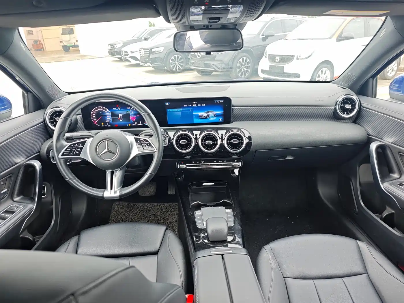 Mercedes-Benz A-Class 2023 A 200 L Dynamic фото 16