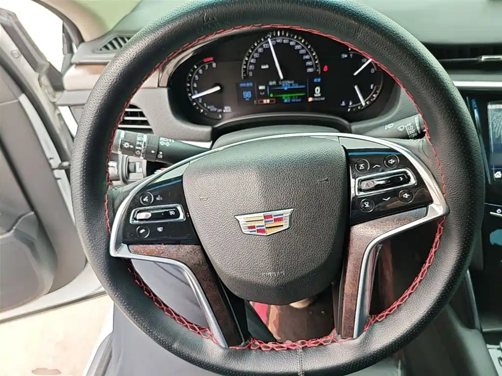 Cadillac XTS 2018 28T Elite фото 11
