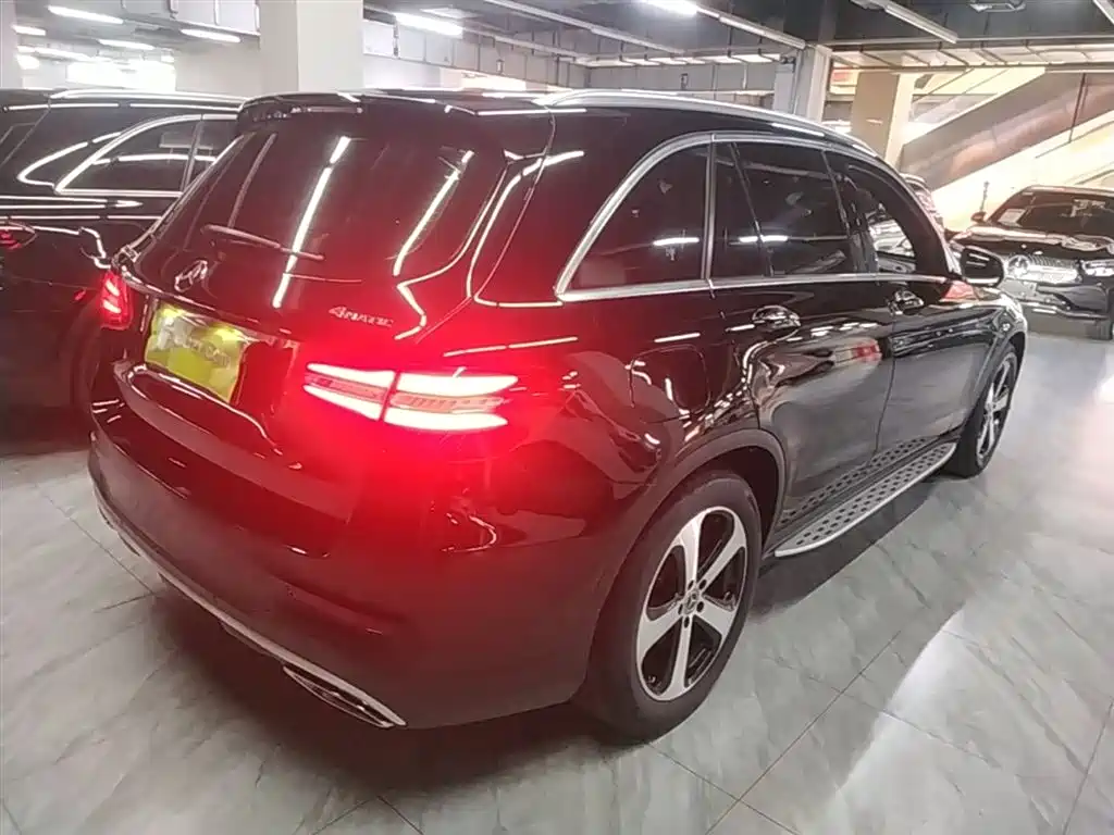 Mercedes-Benz GLC 2018 GLC 260 4MATIC Luxury фото 7