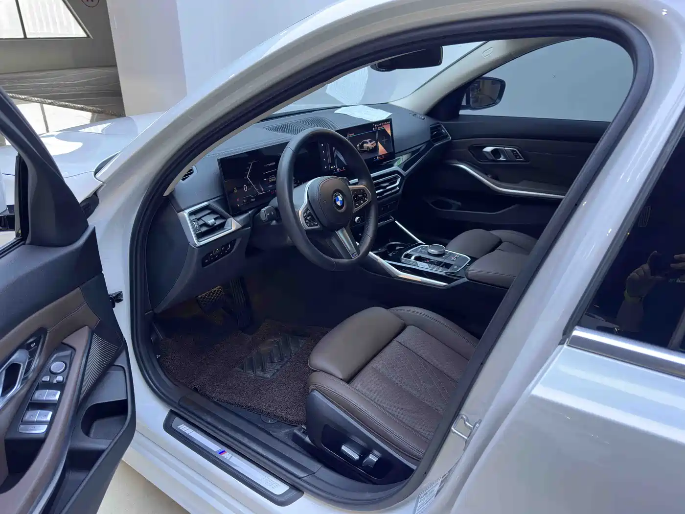 BMW 3-SERIES