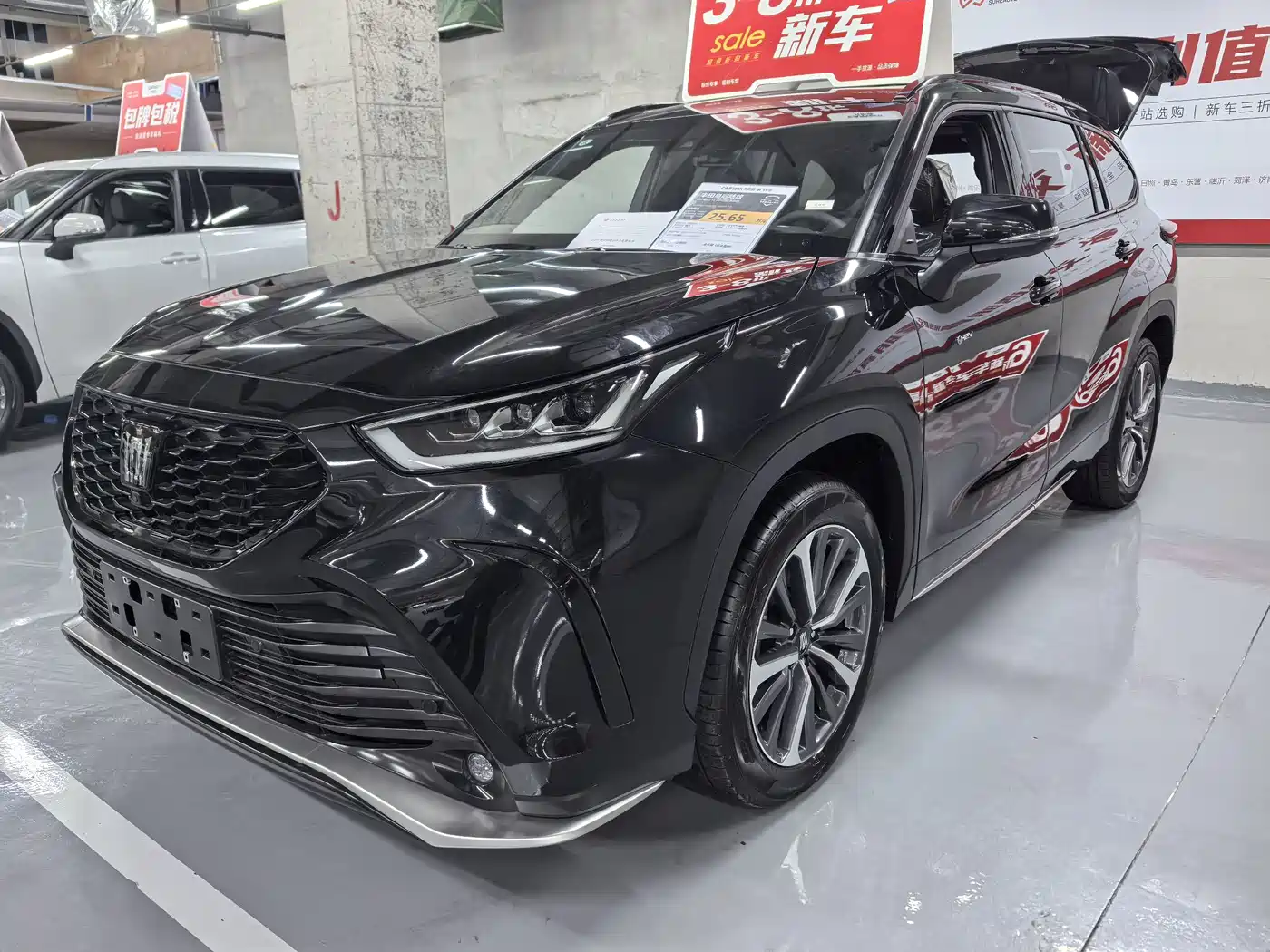 Toyota Crown Kluger 2024 2.5L HEV 4WD Premium Edition фото 2