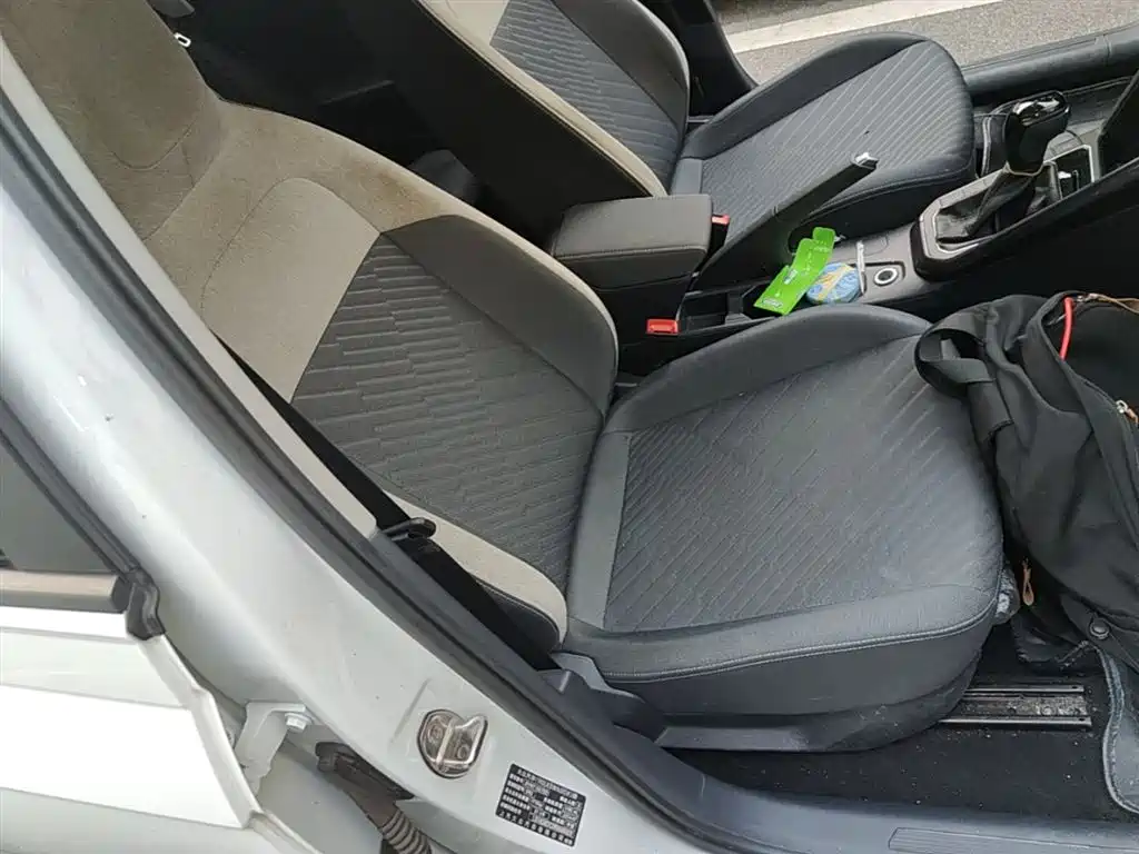 Volkswagen Lavida 2023 New Sharp 1.5L Auto Premium Edition фото 25