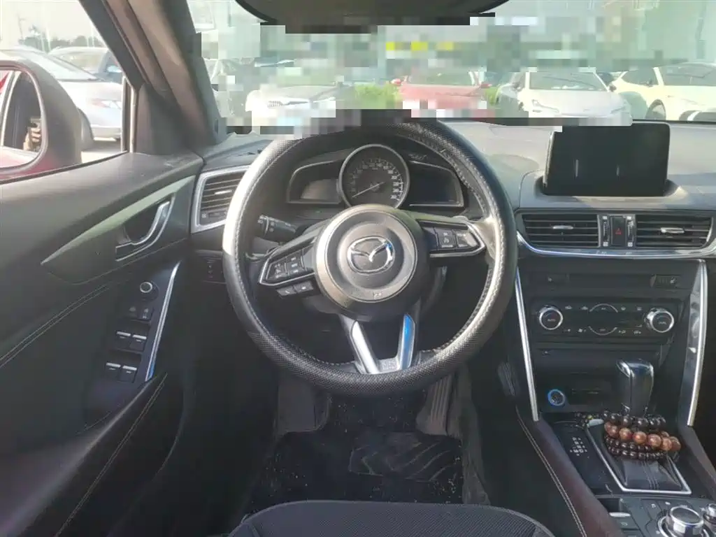 Фото 3 - Mazda CX-4