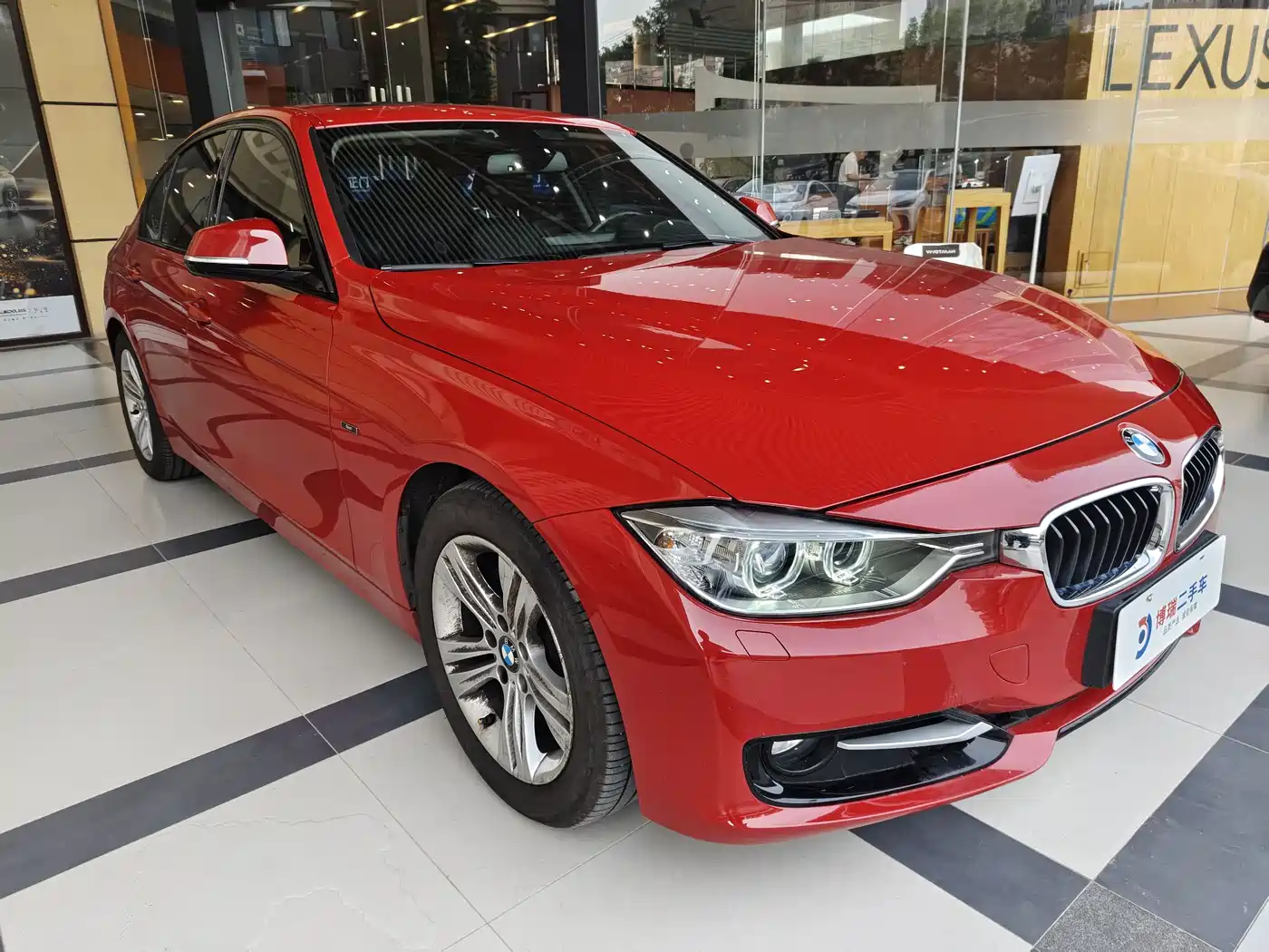 BMW 3 Series (Import) 2013 Facelift 320i Sport Design Package фото 9