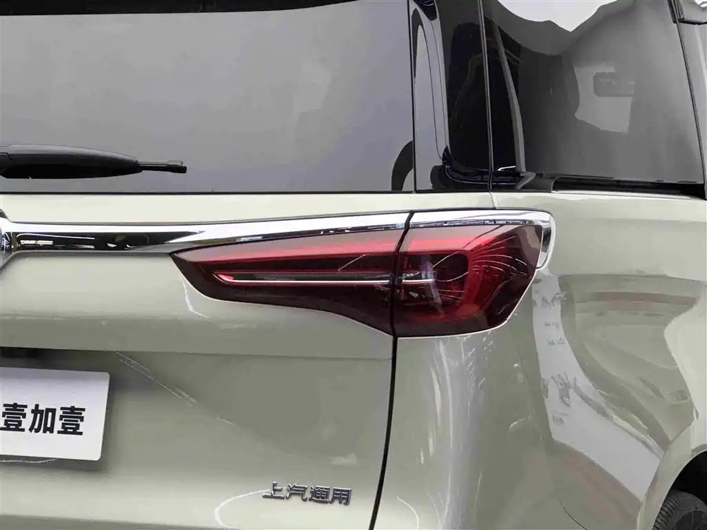 BUICK GL8