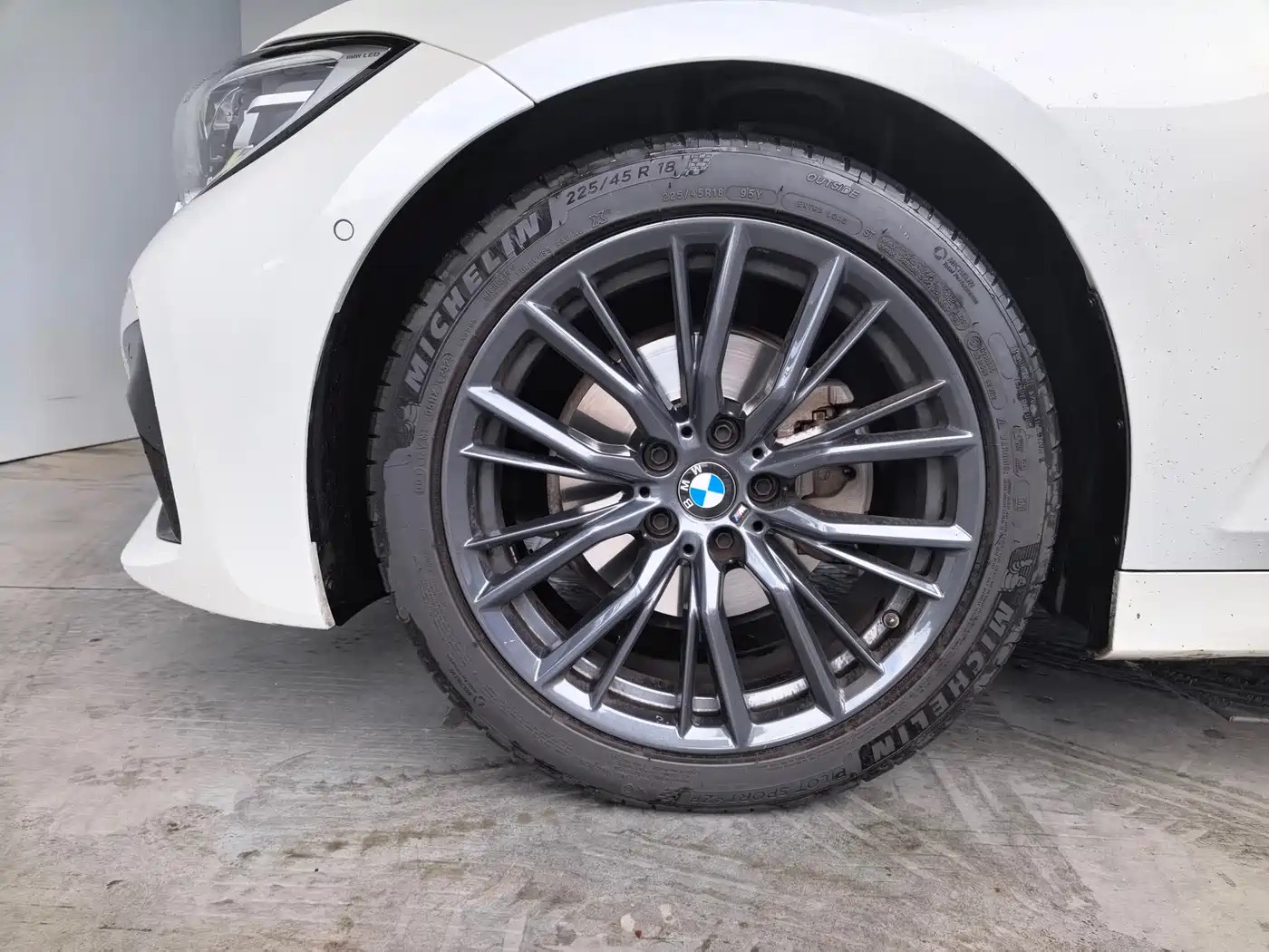 BMW 3 Series 2021 Facelift 325Li M Sport Shadow Edition фото 12