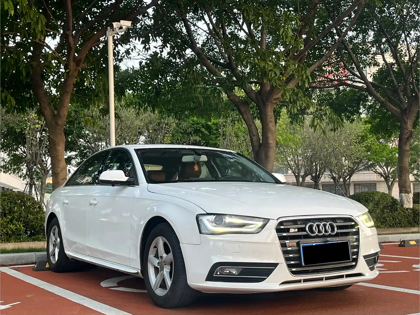 Audi A4L 2015 35 TFSI Auto Standard фото 3