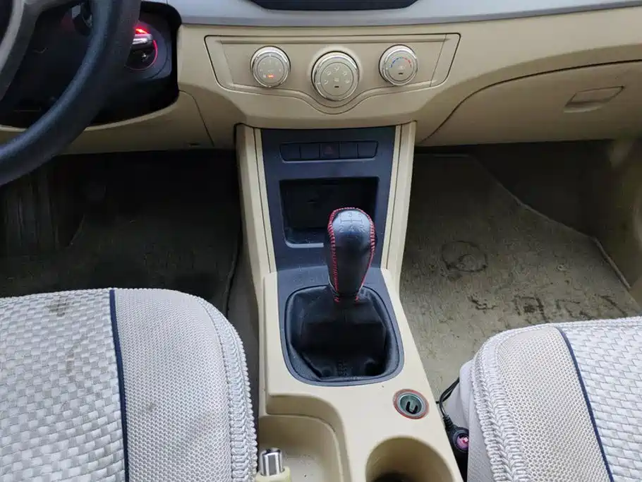 Roewe 350 2015 2014 1.5L Manual Swift Edition