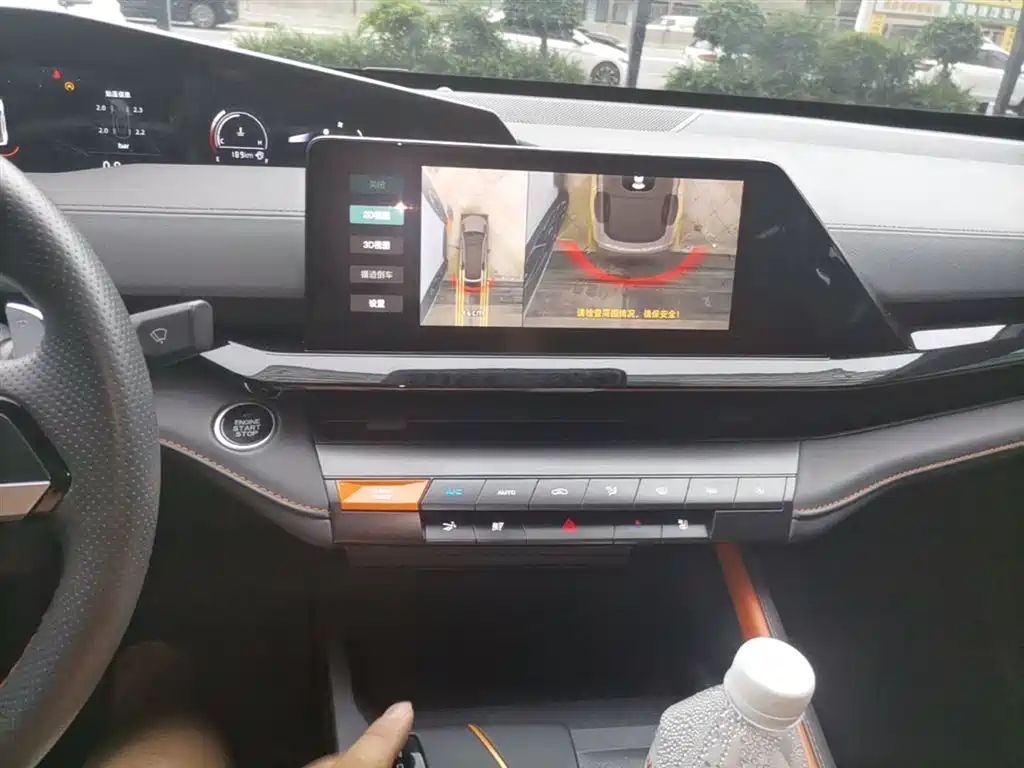 CHANGAN UNI-V