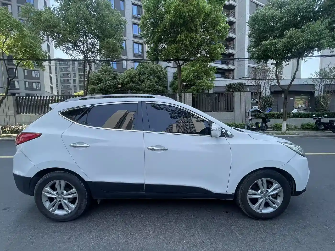 Hyundai Beijing Hyundai ix35 2012 2.4L Automatic 2WD GLS Premium фото 5