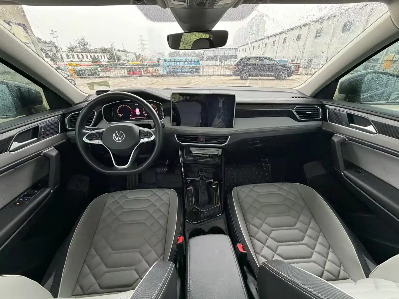 Volkswagen Tayron 2023 300TSI 2WD Luxury Plus Advanced Edition фото 9