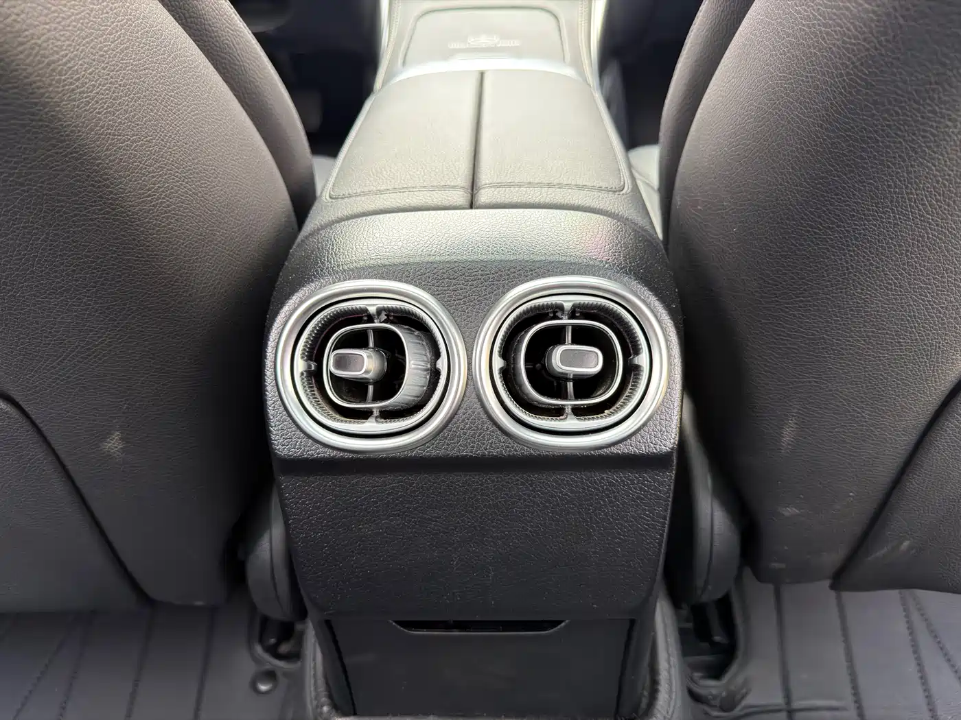 Mercedes-Benz C-Class 2022 C 260 L Night Sport Edition фото 17