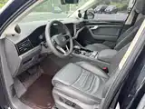 Фото 4 - Volkswagen Touareg