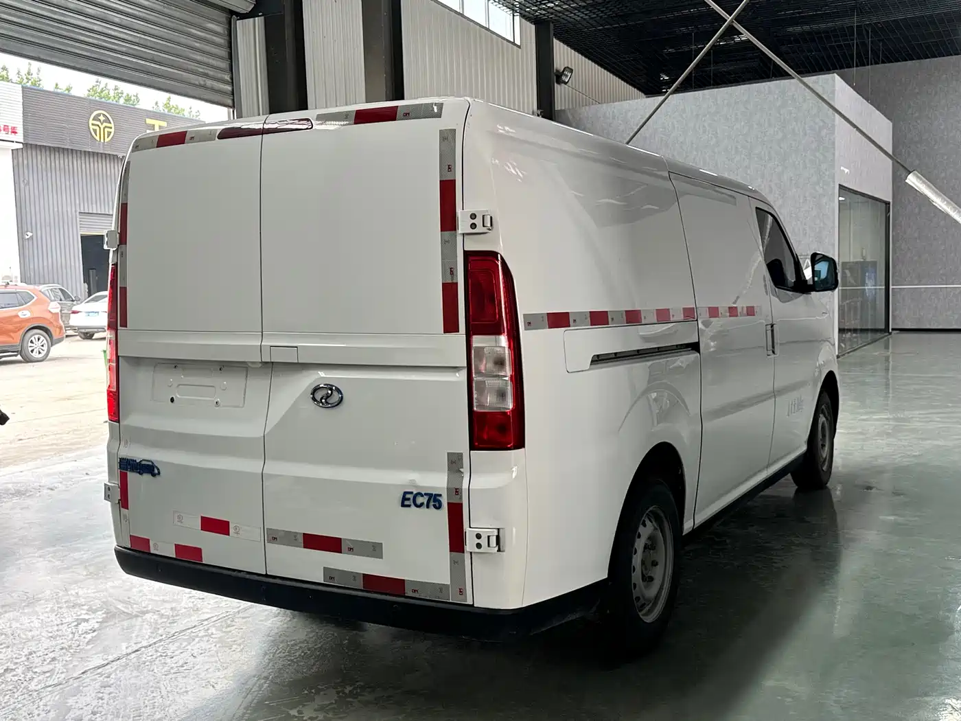 Ruichi New Energy EC75 2024 2024 Model Surpass I 50.38kWh