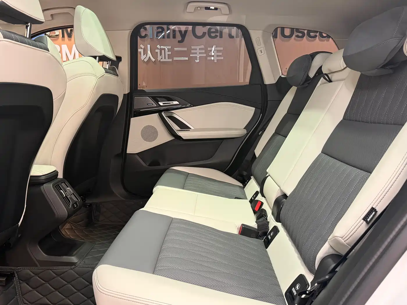 BMW X1 2025 sDrive25Li X Design Package фото 8