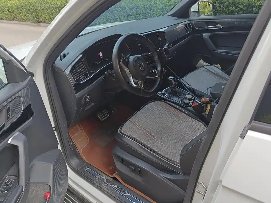 صورة 9 - Volkswagen Tayron