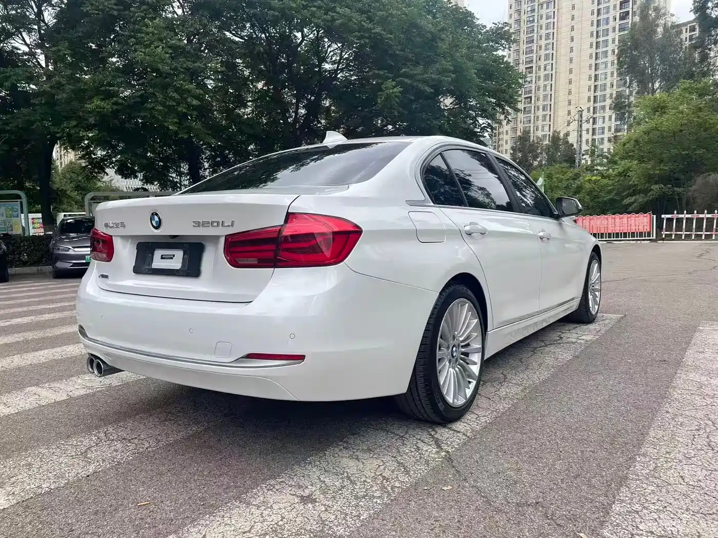 BMW 3 Series 2018 320Li xDrive Fashion Style фото 8