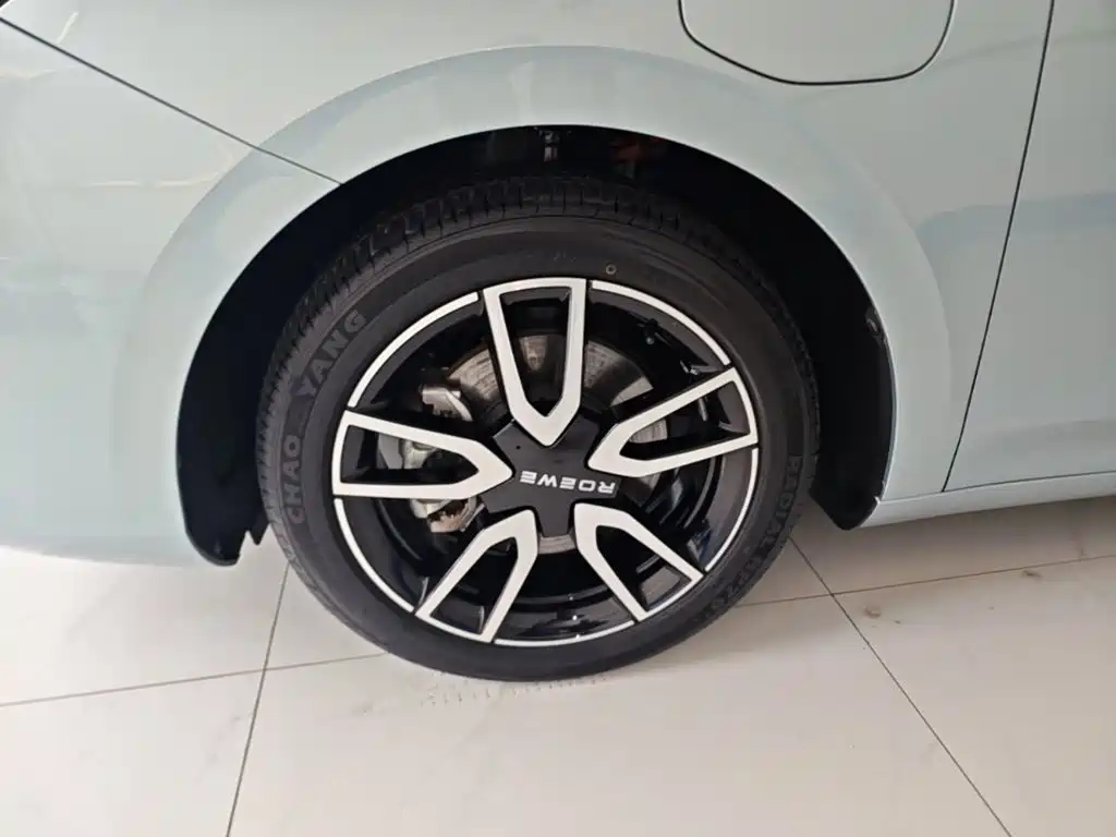 Roewe D6 2025 2025 520km Smart Edition